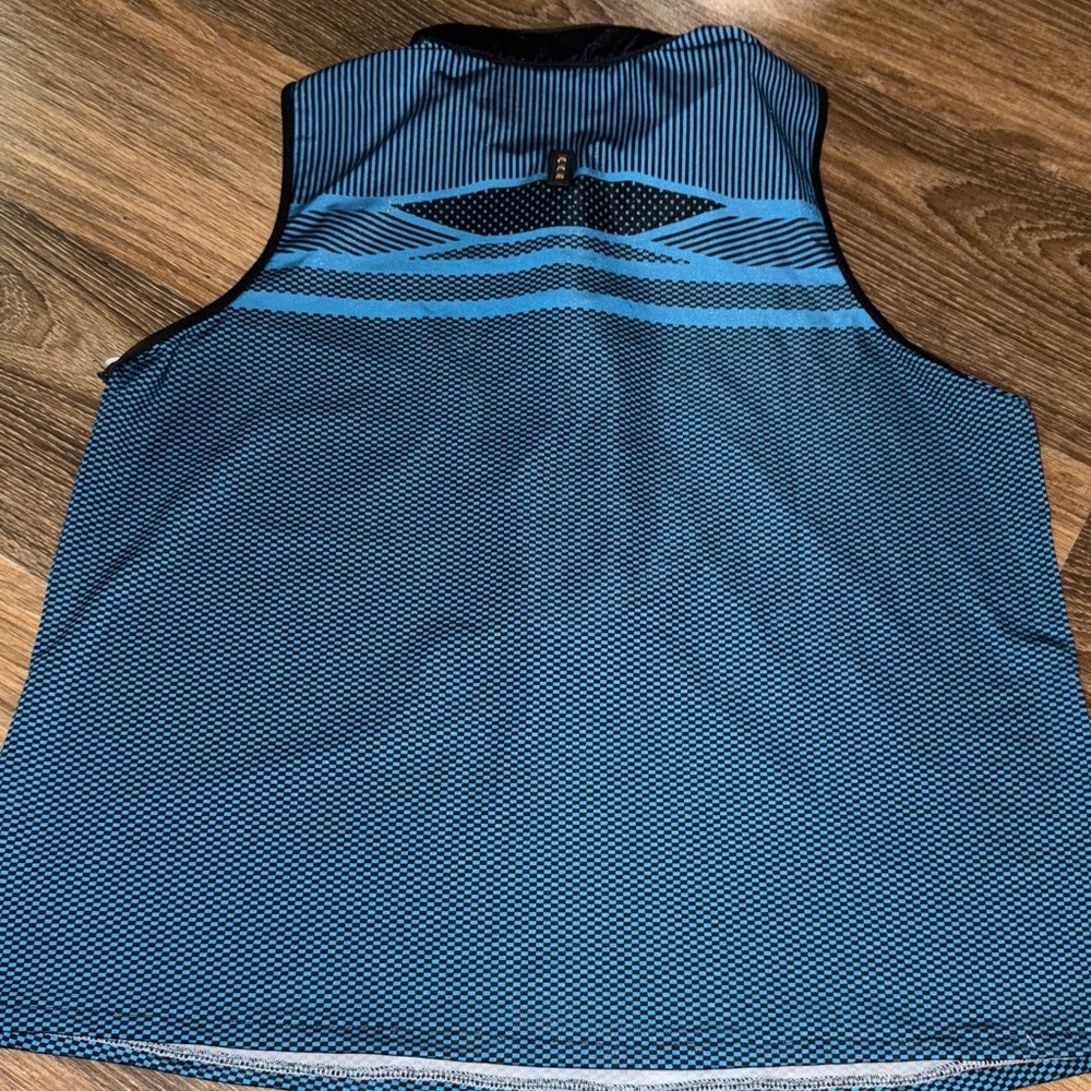 Jamie Sadock size XL tank EUC - Picture 4 of 4